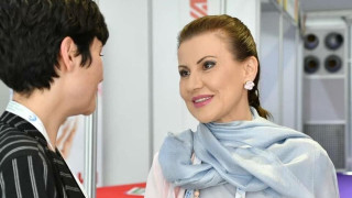 Президентът на БФХГ Илиана Раева получи специална изненада по време