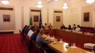 От днес в България започва събирането на подписи в подкрепа