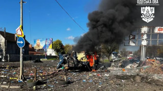 Рано сутринта руски войски нанесоха удар с дронове по пазар в град