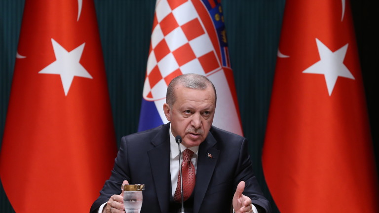 Президентът на Турция Реджеп Ердоган обяви на пресконференция, че при
