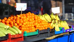 Малки разлики в цените на основните храни на едро и по сериозни - при плодове и зеленчуци