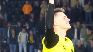 Чешкият халф Доминик Яношек не е толкова близо до договор