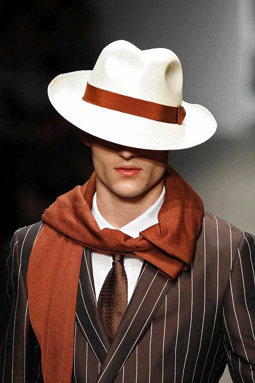 Седмицата на модата в Милано продължава с новите предложения за пролет/лято 2010 г. (галерия)