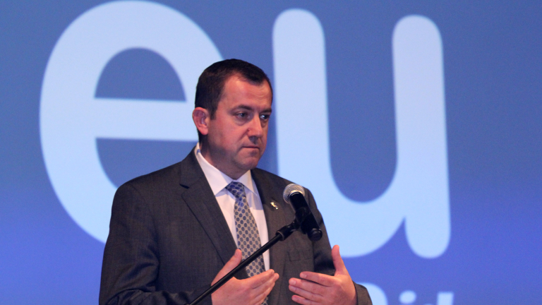 Шефът на ЕК у нас съзря спекулации около Европа на няколко скорости