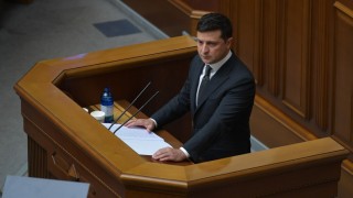 Украинският президент Володимир Зеленски строго предупреди украинците които сътрудничат на