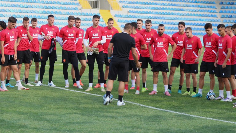 Младежките национали проведоха официалната си тренировка преди утрешния мач