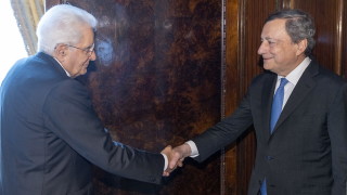 Президентът на Италия Серджо Матарела очаквано разпусна тази вечер парламента