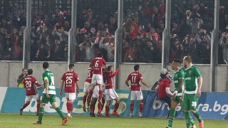 Отборите на Левски и ЦСКА които по традиция отнасят