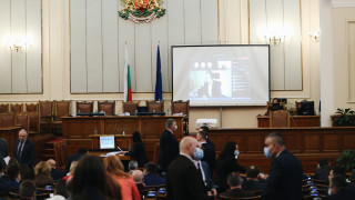 ПГ на ГЕРБ с остра критика към председателя на парламента