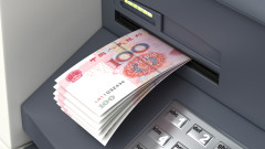 Юан под натиск: Китай увеличава мерките за защита на местната валута
