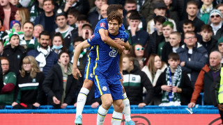 Челси е отправил своята оферта към Барселона за Френки де