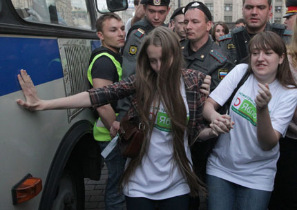 Опозицията: Русия става фашистка държава