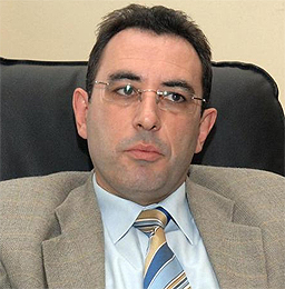 Транспортният министър проверява сделките за правителствените самолети