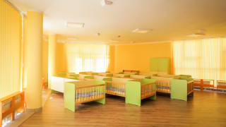 Две деца избягаха от детска градина в град Берковица без