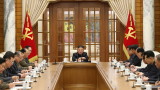  Ким Чен-ун желае армията на КНДР да ускори бойната си подготовка 