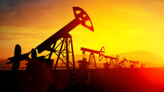 Кувейт увеличава добива на петрол