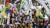 Хиляди протестираха в Истанбул в подкрепа на гладуваща депутатка