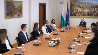 Здравето на нацията е стожер на държавността защото без него