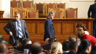 И оградата по турската граница сложи червена линия между партиите в НС