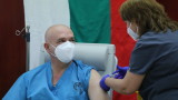 Мутафчийски иска удължено работно време за ваксинационните центрове