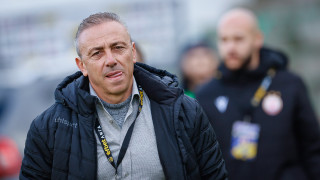 Треньорът на Черно море Илиан Илиев определи група от 20