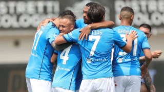 Наполи завърши подобаващо сезона в италианската Серия А като се