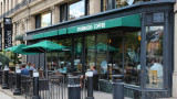  Колко нови кафенета откри Starbucks в света за тримесечието, достигайки рекордна облага 