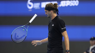 Александър Зверев се класира за втория кръг на турнира от