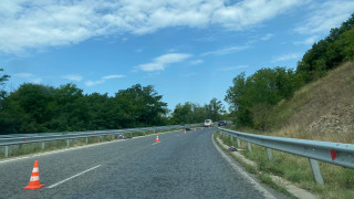 Жена на 40 години е загинала на място при сблъсък