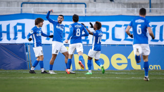 От Спартак Варна се похвалиха че наложената им от ФИФА