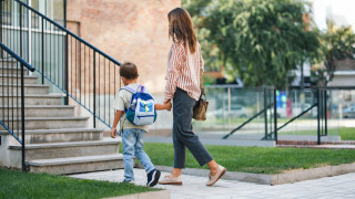 "Да, България" предлагат почасов отпуск за водене на дете до градина или училище
