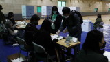 Южна Корея провежда избори на фона на пандемията 