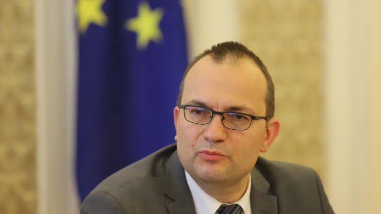 Мартин Димитров обвинява: БСП, ГЕРБ и ДПС целенасочено спират съдебната реформа, еврозоната и Шенген