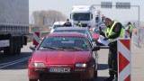 Задържаха двама шофьори, опитали да пробият блокадата на София