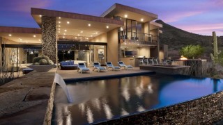 Джеф Безос купи едно от най-красивите имения в света за $165 милиона