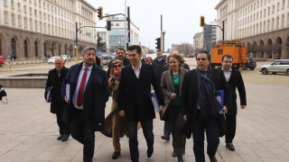 Продължаваме промяната и ДБ критикуват Радев в обща декларация
