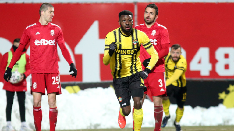 ФК ЦСКА 1948 и Ботев (Пловдив) не се победиха в