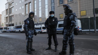 Русия създава закон за наказания при призиви за санкции срещу руснаци