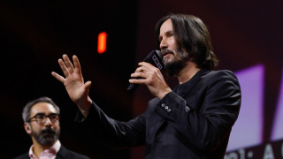 Киану Рийвс успя така да се бетонира в сърцата на