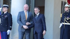 Макрон посрещна Желязков в Париж за срещата на Коалицията на желаещите