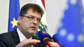 Европейският комисар по управлението на кризи Янез Ленарчич се наложи
