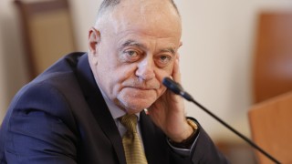 Лидерът на ДСБ Атанас Атанасов е песимист че войната в