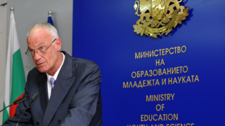 МОМН „разследва” ГЕРБ и СДС за използване на деца в кампанията
