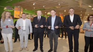 Kaufland откри първия си хипермаркет по напълно нова концепция