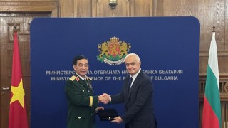 Сътрудничеството и регионалната сигурност обсъди Запрянов с виетнамския министър на отбраната