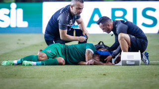 Футболистът на Лудогорец Бърнард Текпетей премина през пет месеца изпълнени