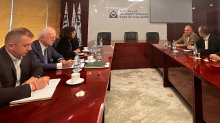 Асоциацията на индустриалния капитал в България АИКБ и Демократична България