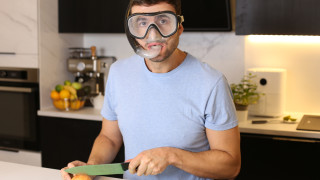 Лукът е един от най използваните зеленчуци в кухнята Той е добавка