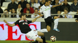 Валенсия не победи у дома, Лил смаза Дженоа