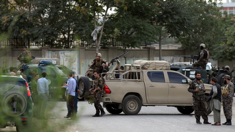 Десетки загинали и ранени при атентат в Кабул 